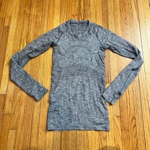 Lululemon Swiftly Shirt Womens 2 Gray Long Performance Running Long Sleeve